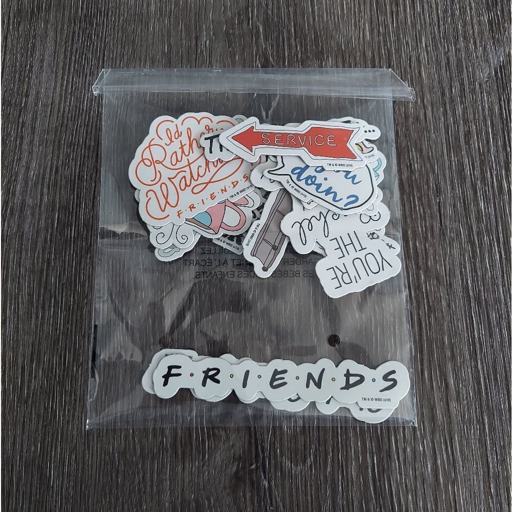 Friends Icons Fridge Magnet Set - Picture 4 of 4